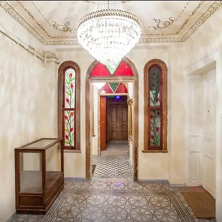 Kaboom Showroom & Isztambul