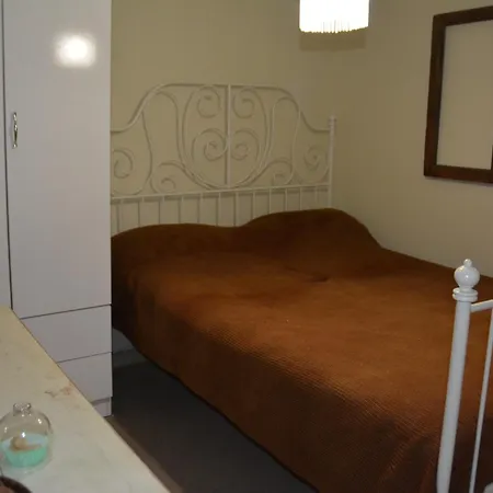 Kaboom Showroom & Guest house